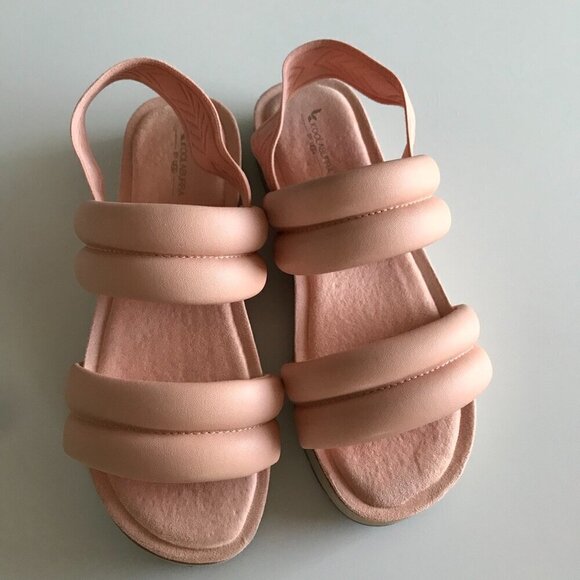 UGG's KOOLABURRA Anida Sandal in Almost Apricot with Tan platform & soles US8 - Picture 5 of 16